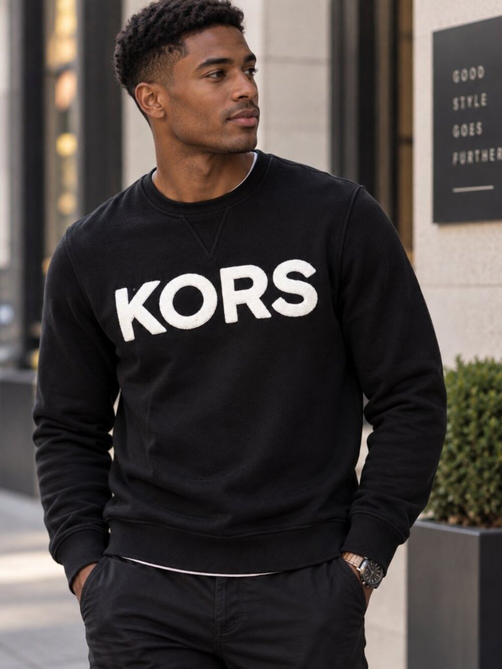 Michael Kors Men’s KORS Logo Black Crewneck Sweatshirt Size M
